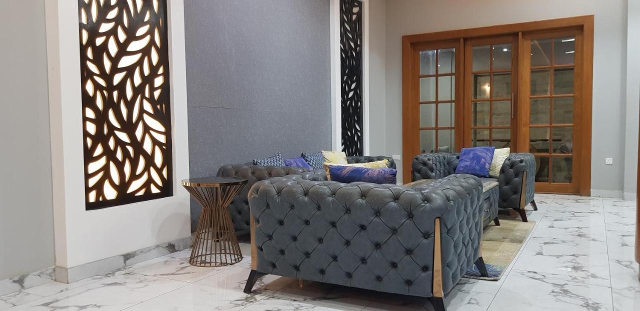 Silver Palm Hotel アルーシャ エクステリア 写真